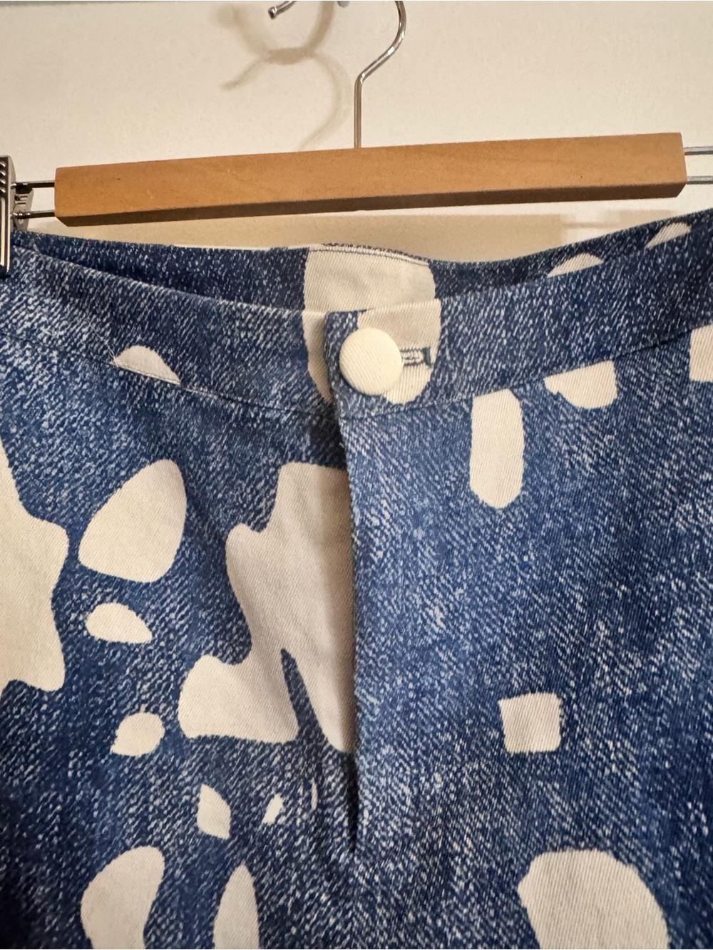 Fashion Nova Blue & White Abstract Wide-Leg Jumpsuit - Picture 3 of 12